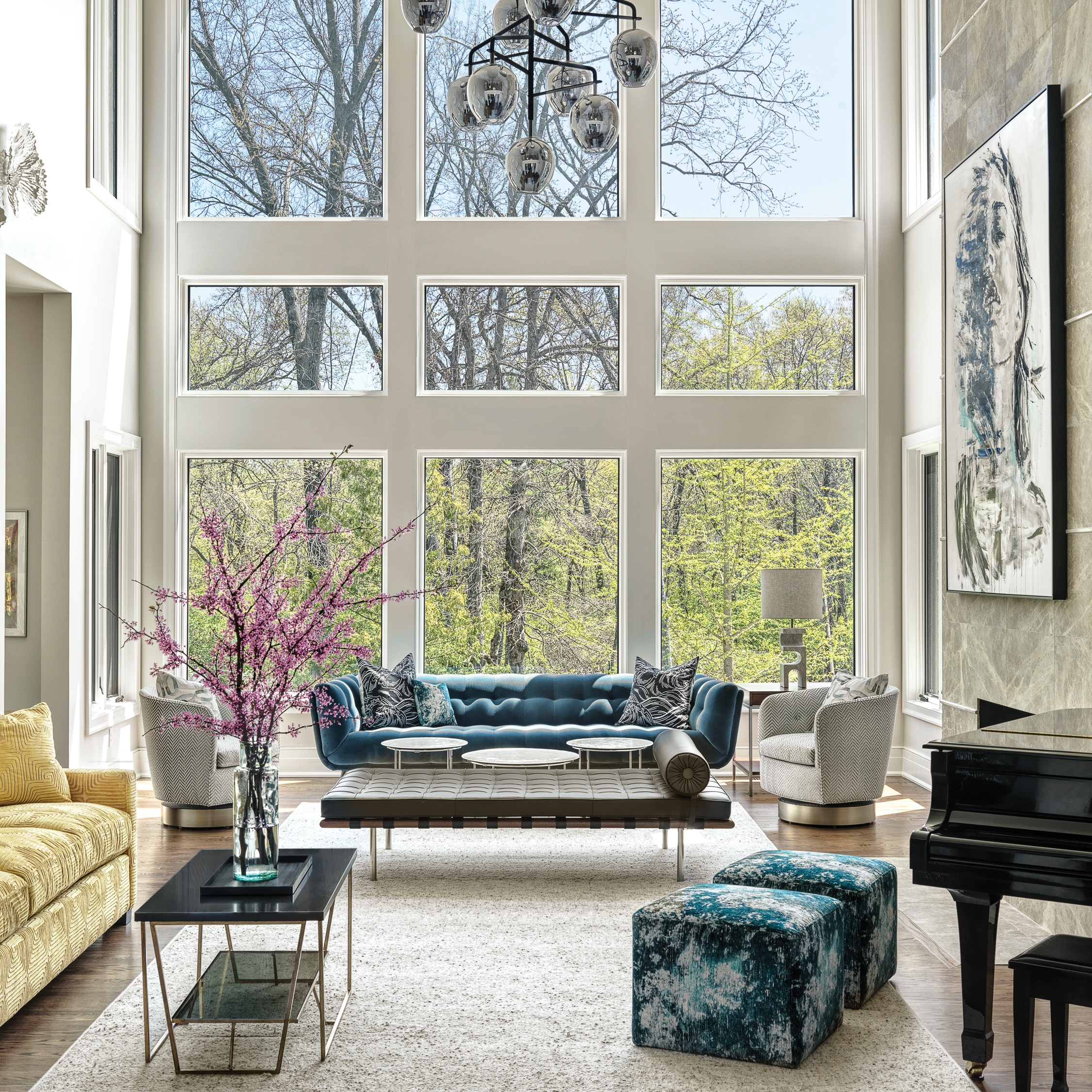 Bold Home Office Design